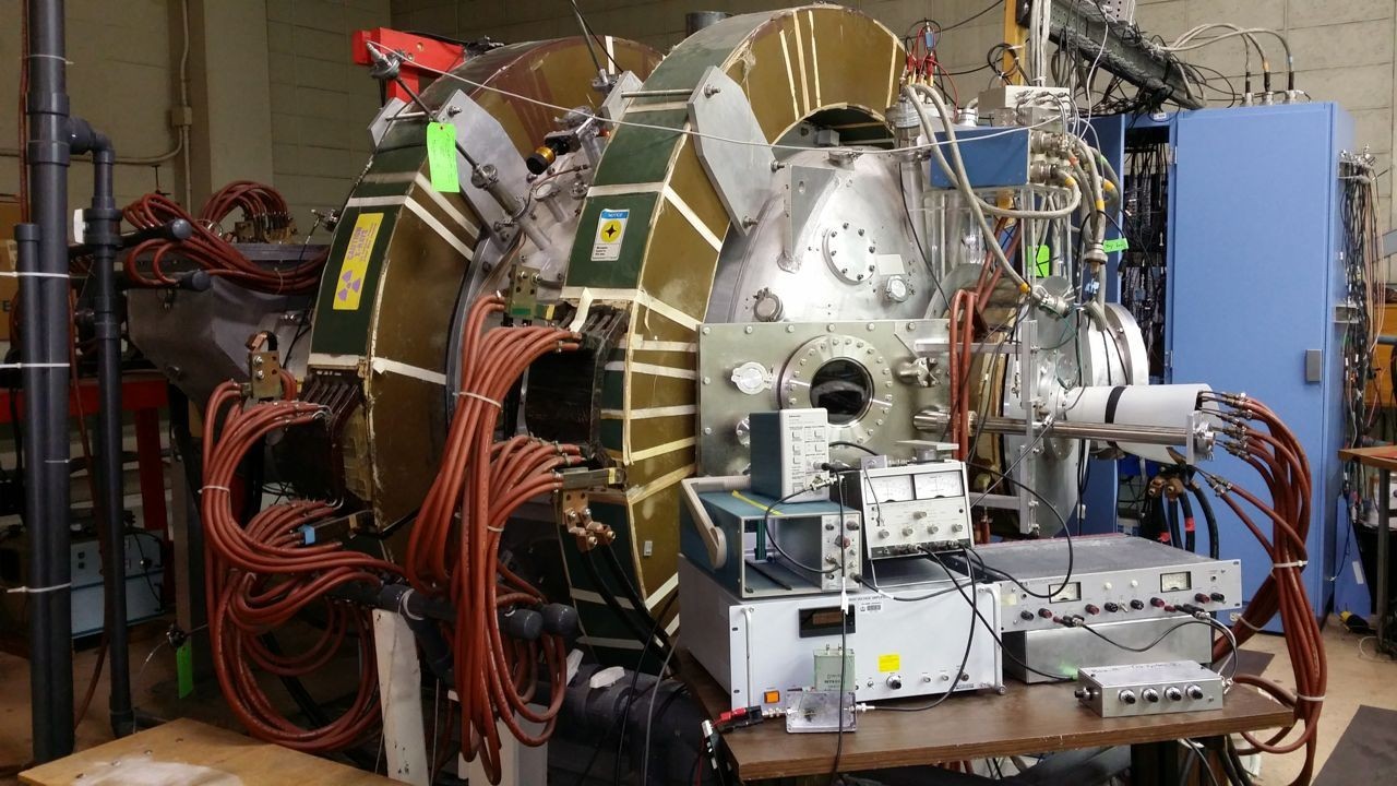 Collisionless Terrella Experiment image 1